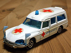 DS Amburance�@Majorette