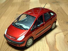 �w�������� Picasso�@Norev