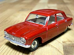 �Q�O�S�@DINKY TOYS