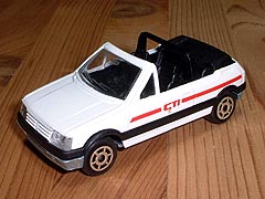 �Q�O�TCTI�@Majorette�iWhite�j