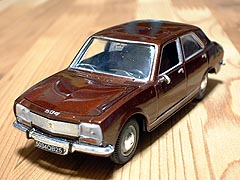 �T�O�S�@�m��������