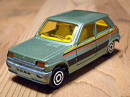 �TAlpine�@Majorette