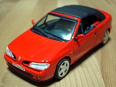 MeganeCabriolet�@VITESSE