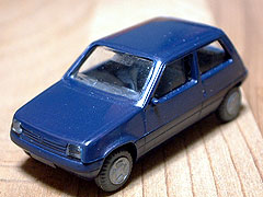 Super�T�@PRALINE