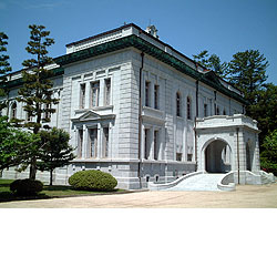 海軍兵学校大講堂