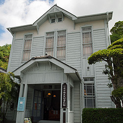 竹原町立竹原書院図書館