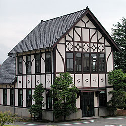 富山紡績井波工場事務所