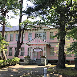 石川県第四中学校本館