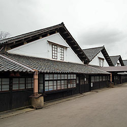 山居倉庫